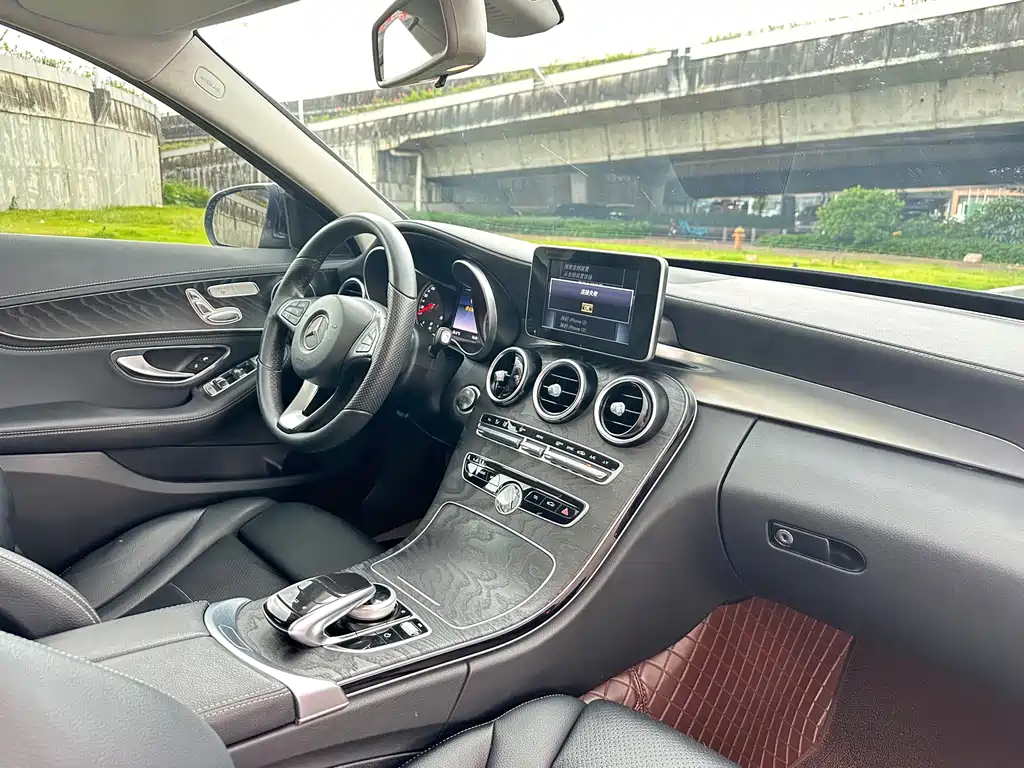 Mercedes-Benz C-Class 2016 — фото 11