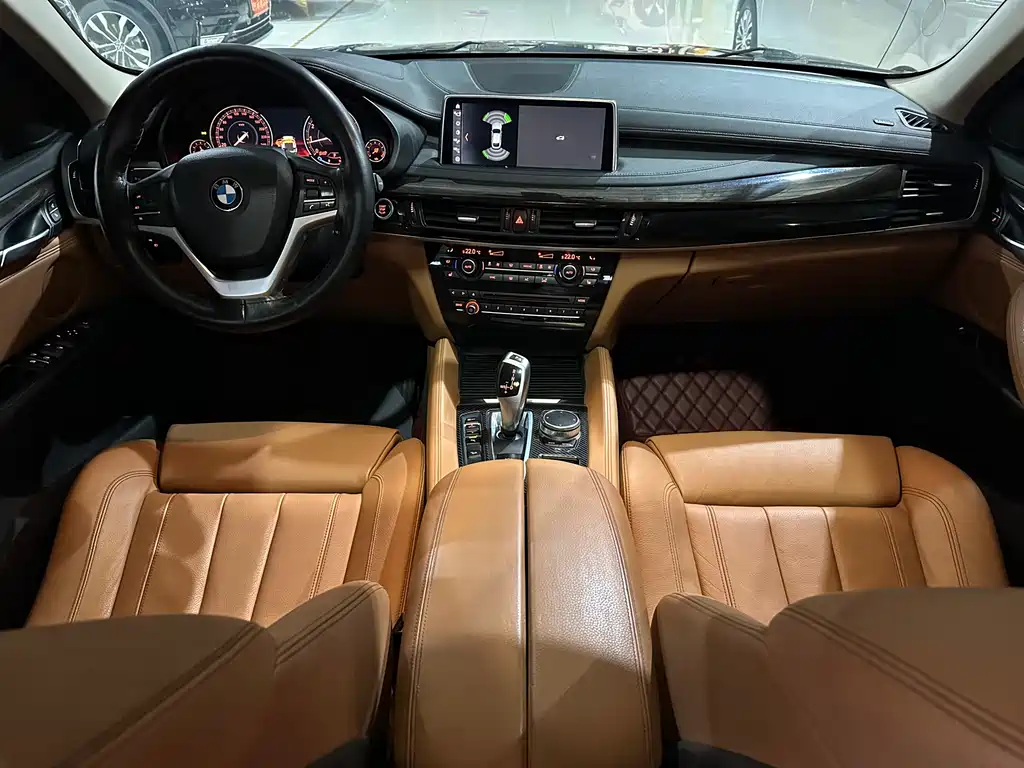 BMW X6 2018 — фото 11