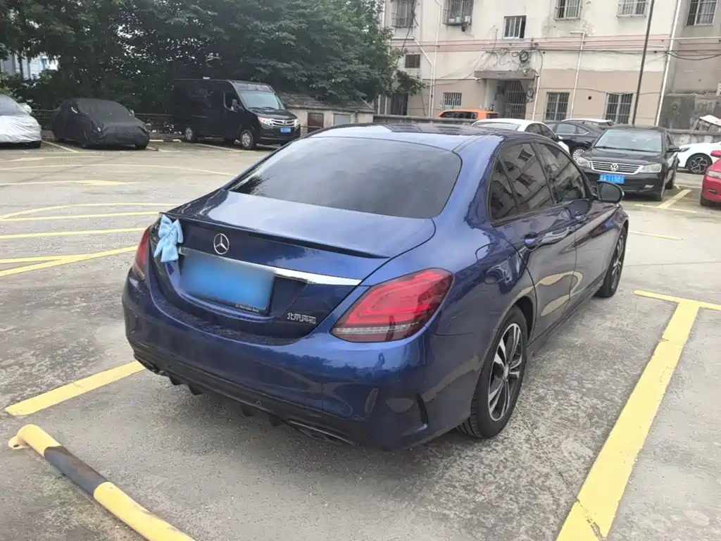 Mercedes-Benz C-Class 2019