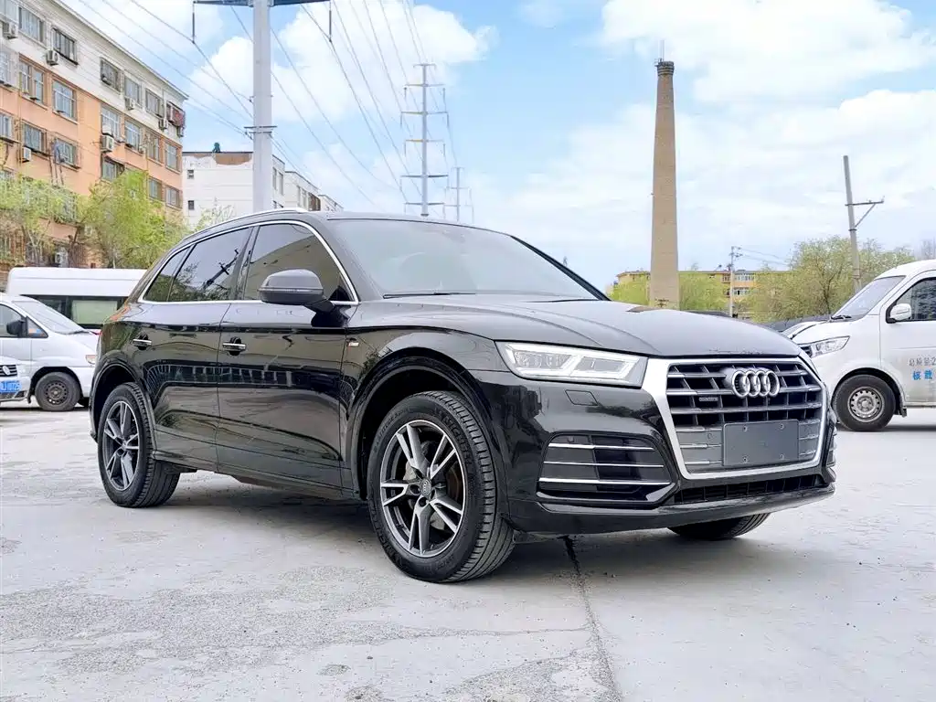 Audi Q5L 2019 — фото 3