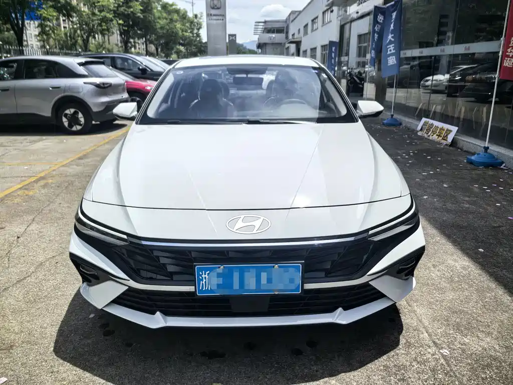 Hyundai Elantra 2026
