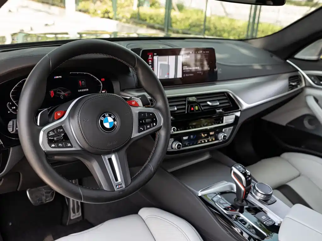 BMW M5 2020 — фото 9