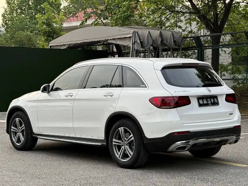 Mercedes-Benz GLC 2021 — фото 12