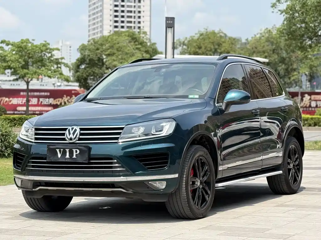 Volkswagen Touareg 2018 — фото 1