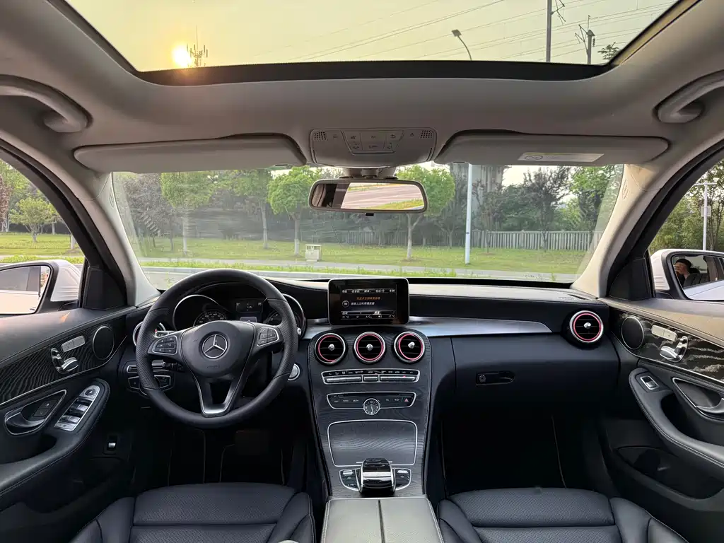 Mercedes-Benz C-Class 2017 — фото 13