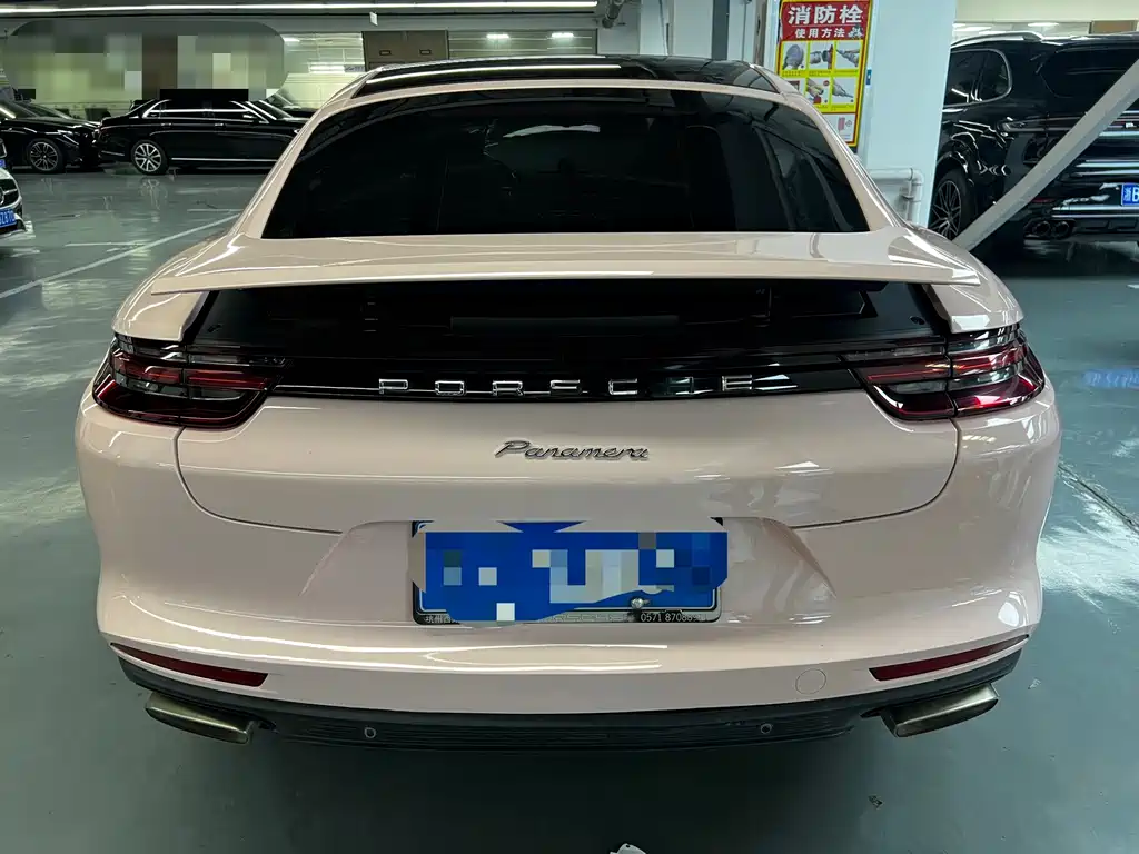 Porsche Panamera 2018 — фото 18