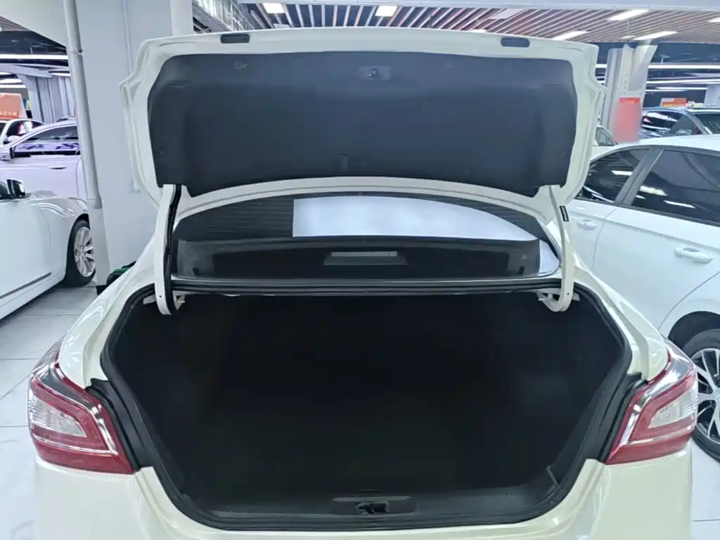 Nissan Teana 2014 — фото 19