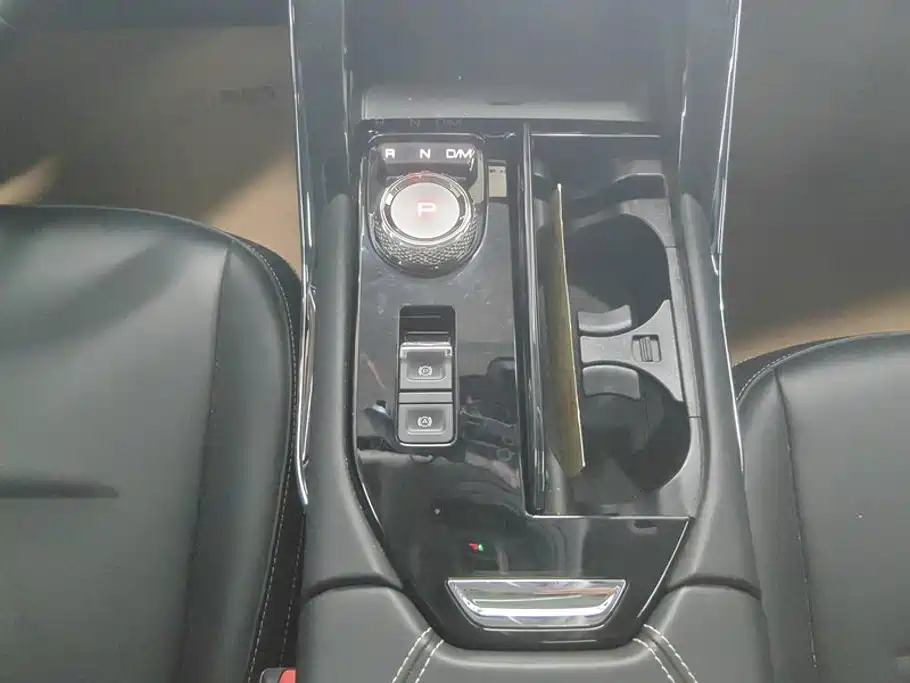 Haval H6 2023 — фото 16