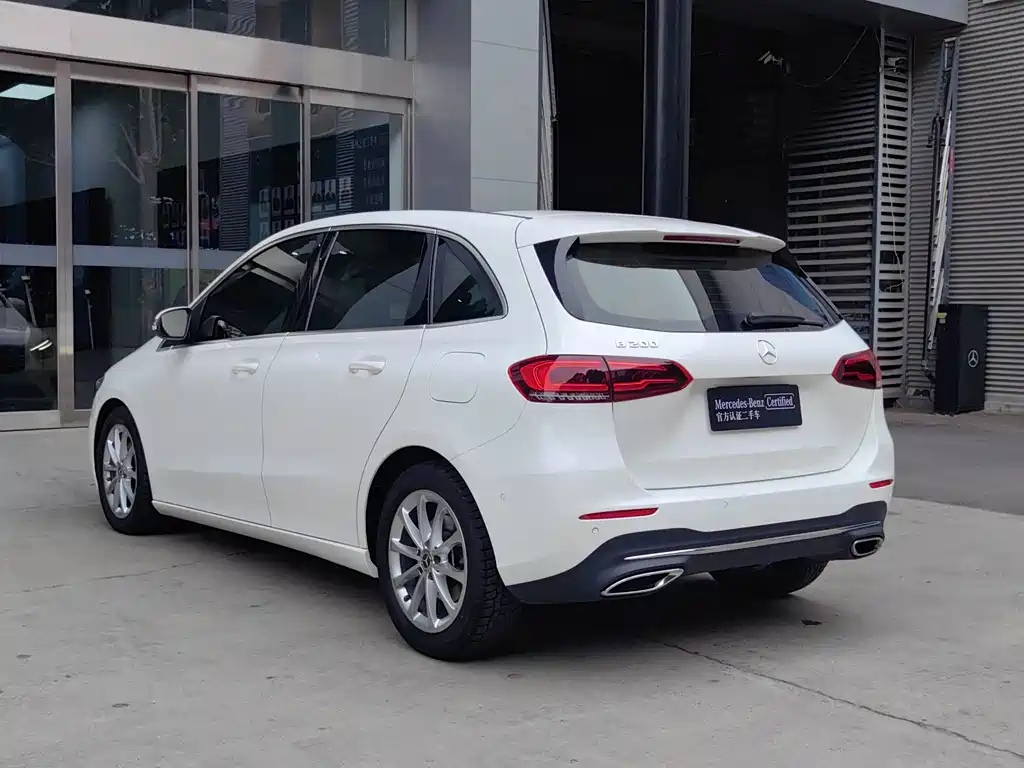 Mercedes-Benz B-Class 2022