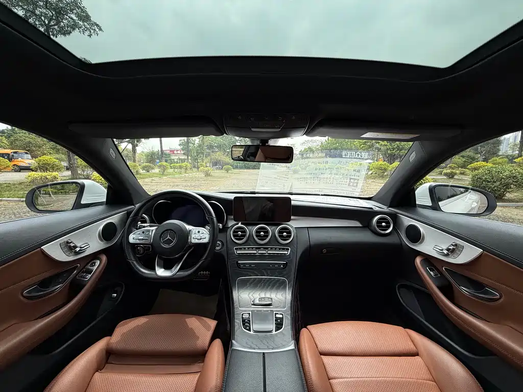 Mercedes-Benz C-Class 2019 — фото 11