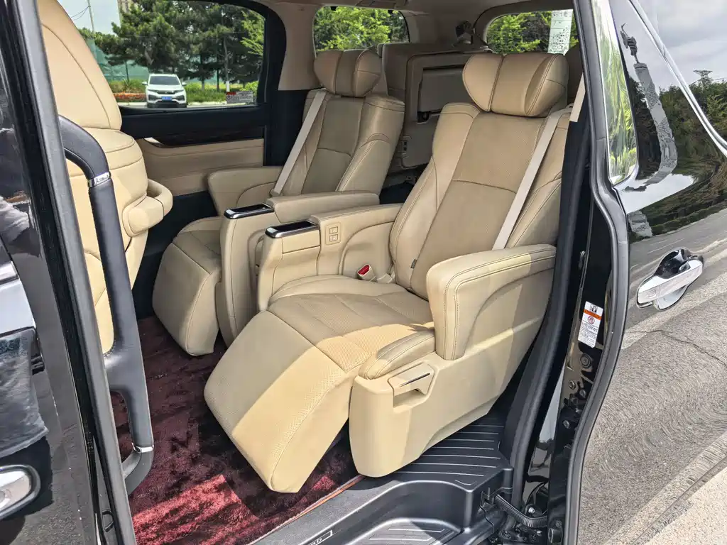 Toyota Alphard 2015 — фото 8