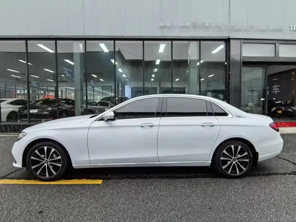 Mercedes-Benz E-Class New Energy 2023 — фото 13