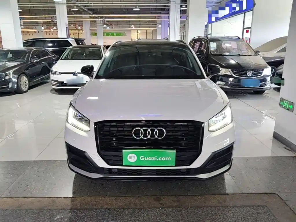 Audi Q2L 2021