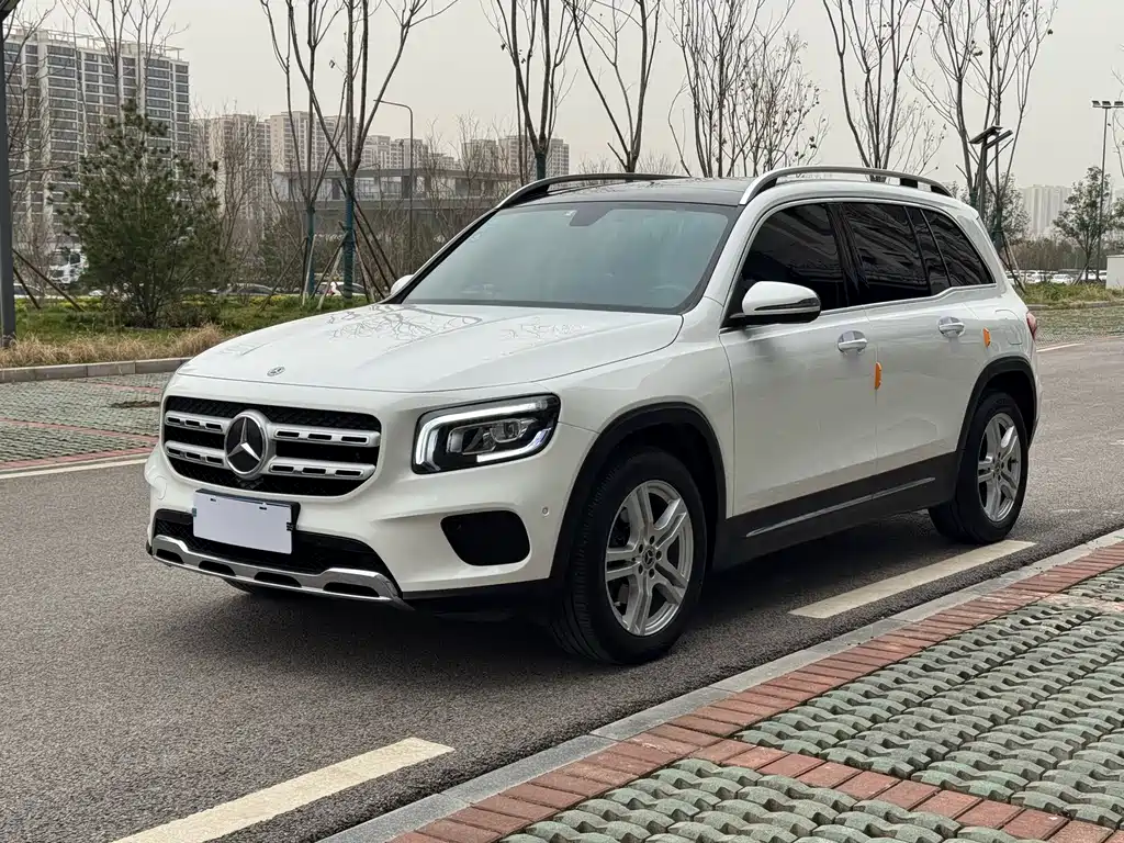 Mercedes-Benz GLB 2020 — фото 1