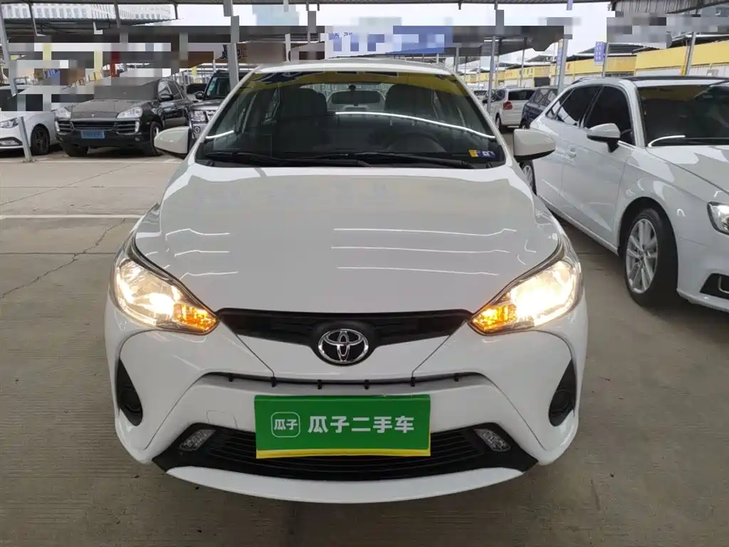 Toyota Yaris L 2021 — фото 3