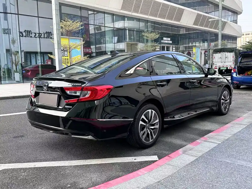 Honda Accord 2020 — фото 6