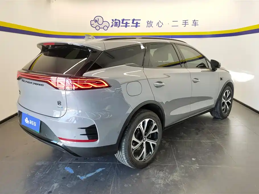 BYD Tang New Energy 2025 — фото 3