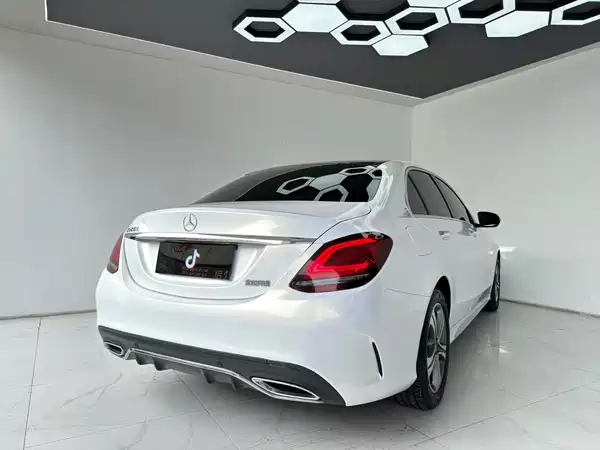 Mercedes-Benz C-Class 2020