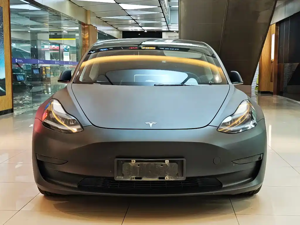 Tesla Model 3 2023 — фото 2