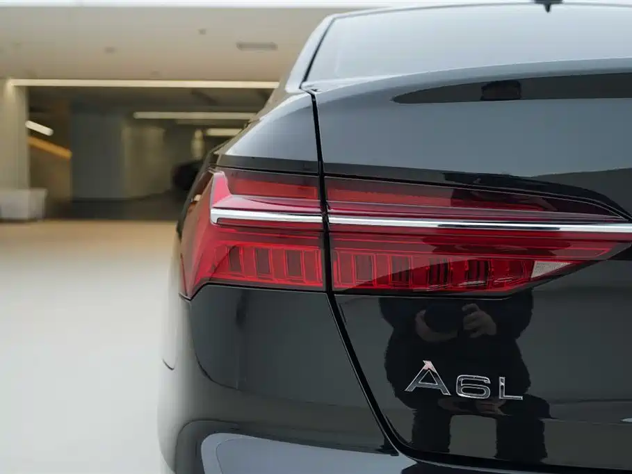 Audi A6L 2025 — фото 16