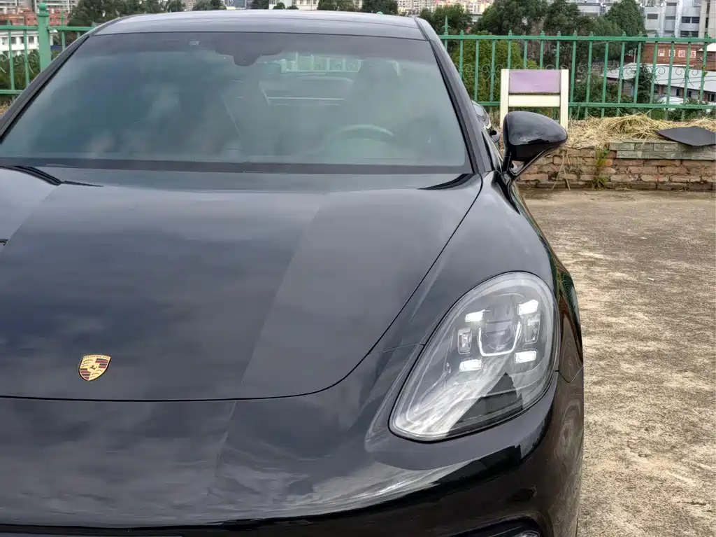 Porsche Panamera 2017 — фото 12