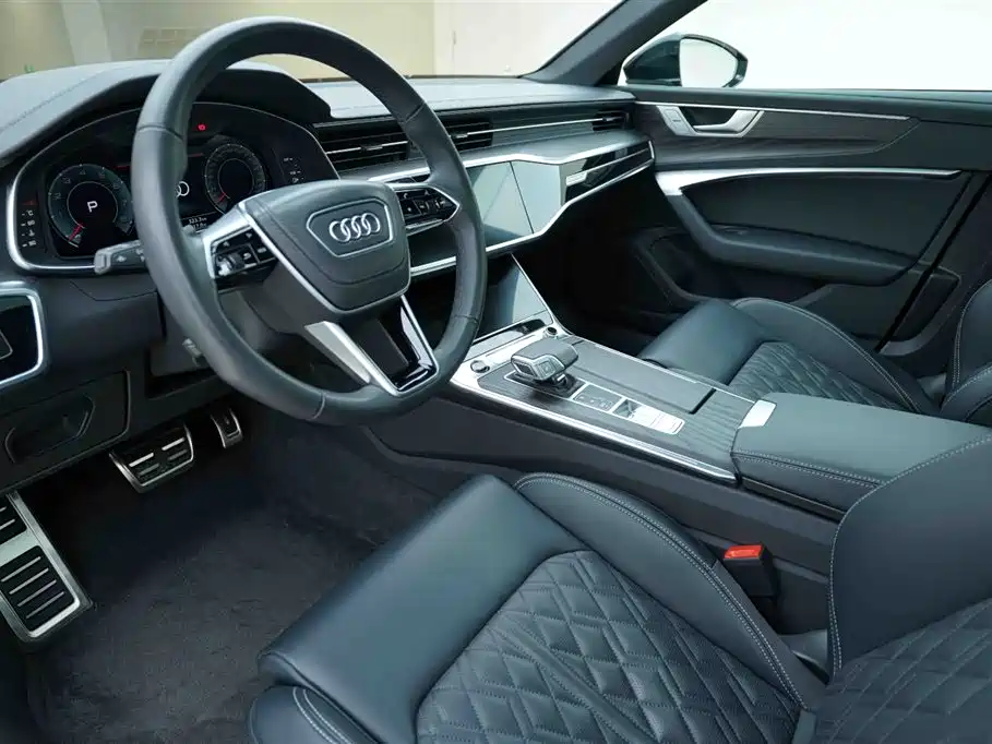 Audi A6L 2025 — фото 10