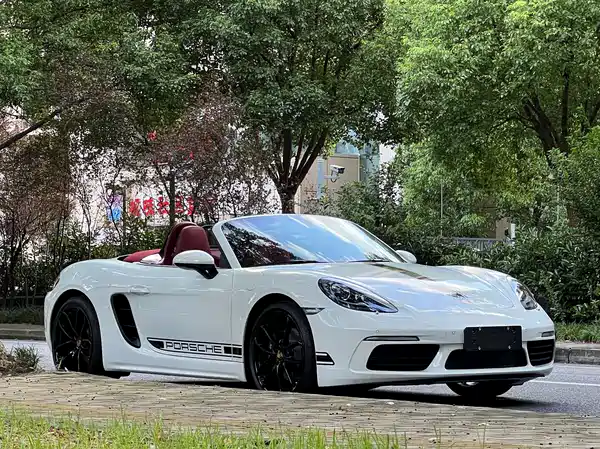 Porsche 718 2024