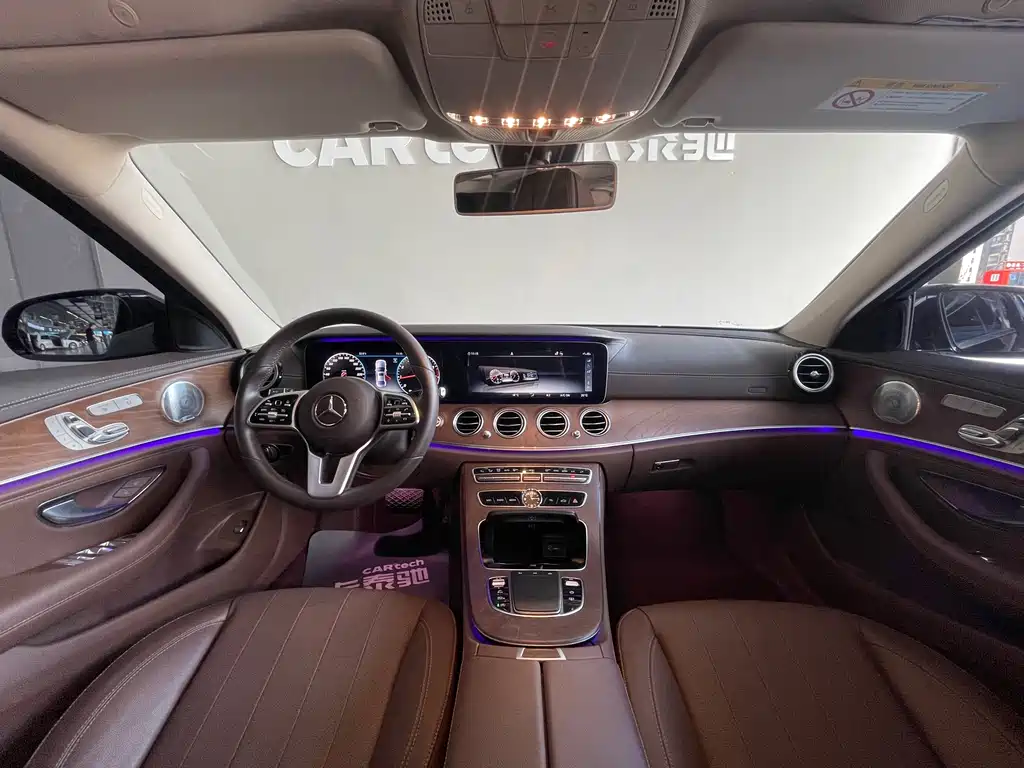 Mercedes-Benz E-Class 2020 — фото 30