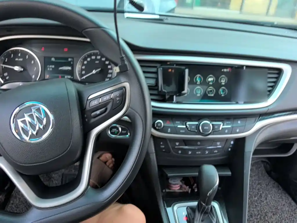 Buick Excelle 2016 — фото 10