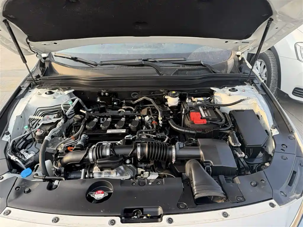 Honda Accord 2022 — фото 16