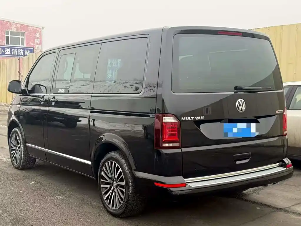 Volkswagen Multivan 2019 — фото 7