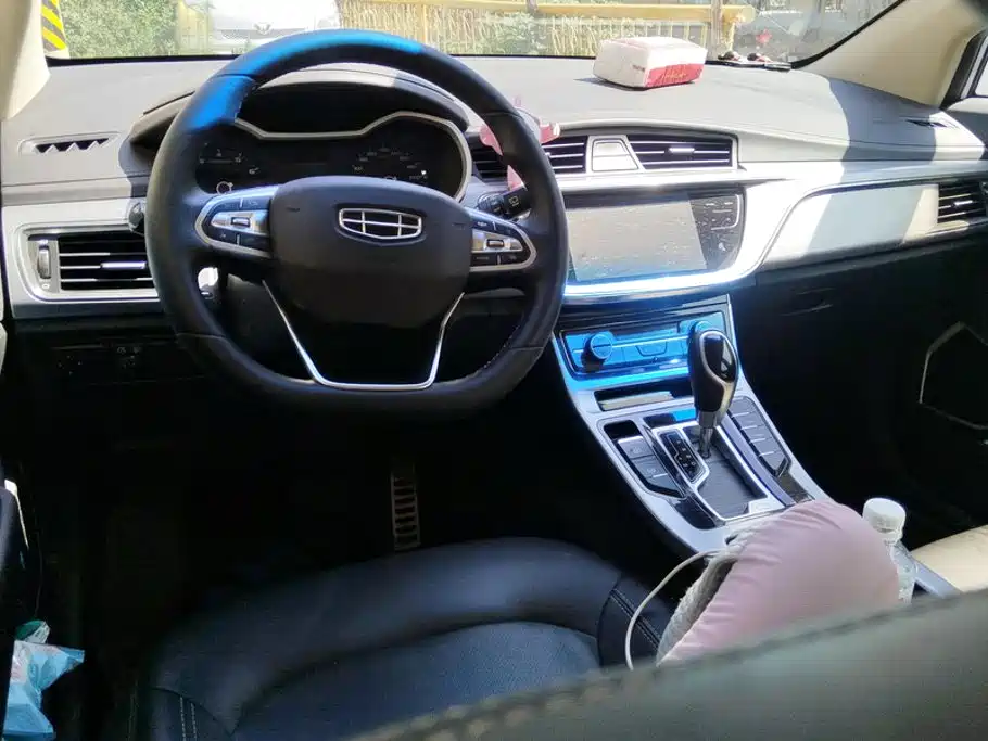 Geely Emgrand GS 2019 — фото 12