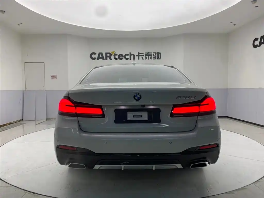 BMW 5 Series 2022
