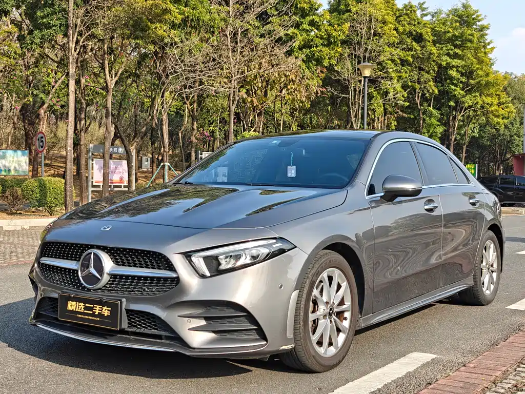 Mercedes-Benz A-Class 2022 — фото 1