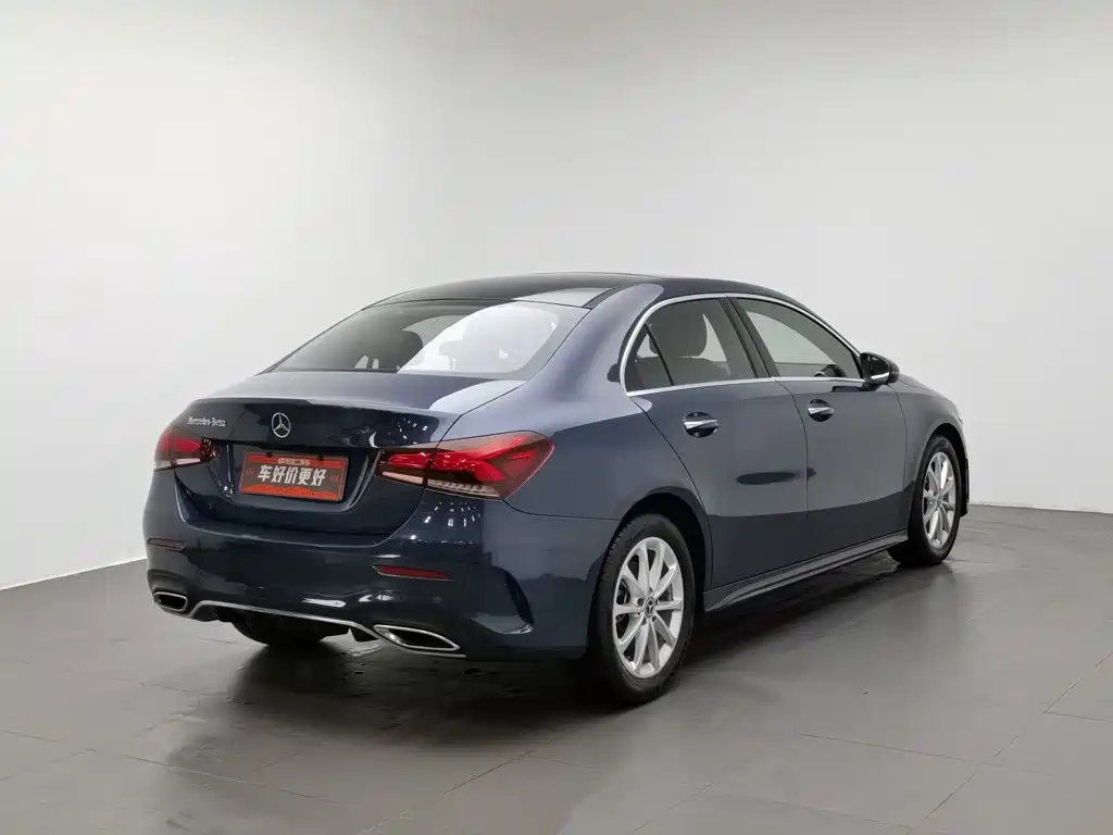 Mercedes-Benz A-Class 2019 — фото 2