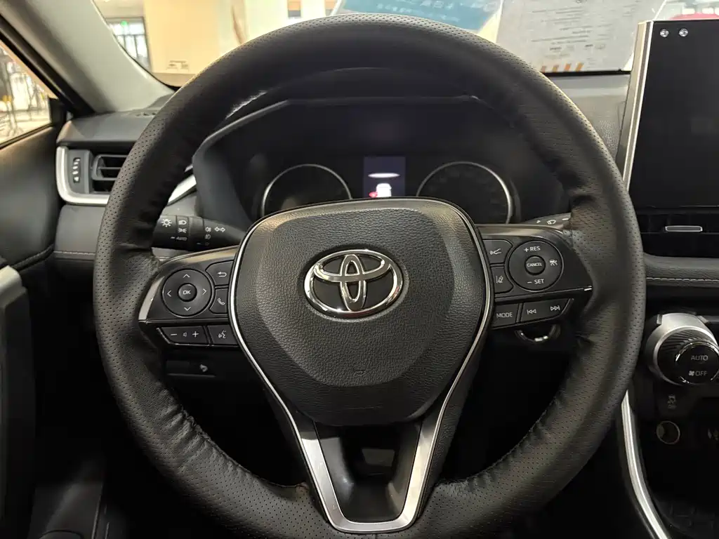 Toyota Wildlander 2021 — фото 13