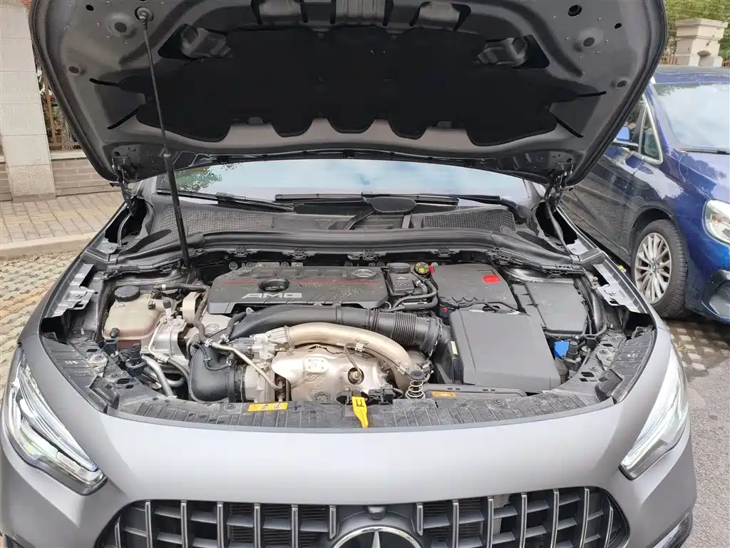 Mercedes-Benz GLA AMG 2023 — фото 10