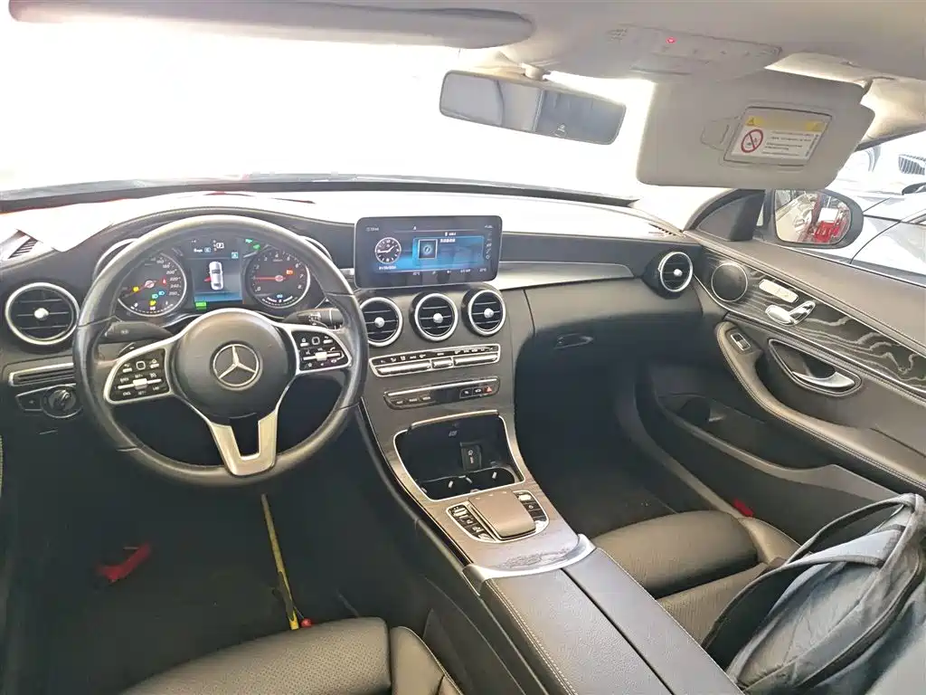 Mercedes-Benz C-Class 2019 — фото 12