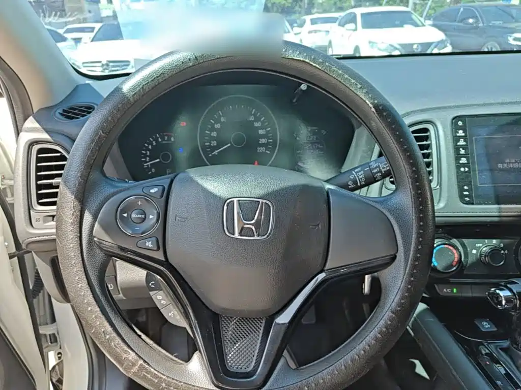 Honda Vezel 2022 — фото 11