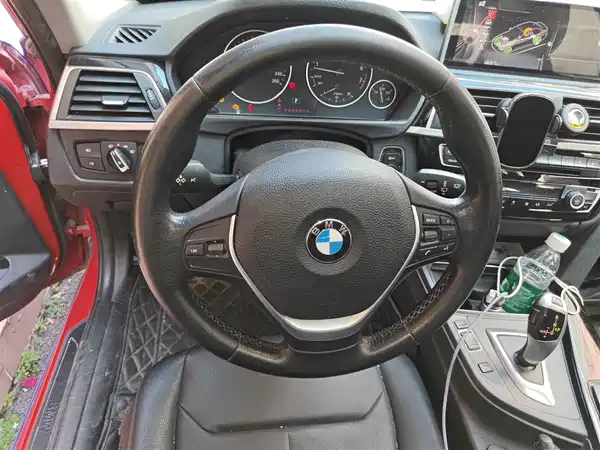 BMW 3 Series 2017