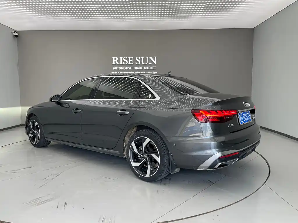 Audi A4L 2022