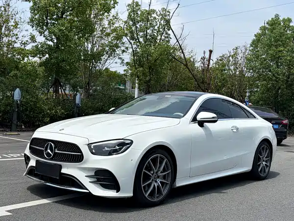 Mercedes-Benz E-Class 2023