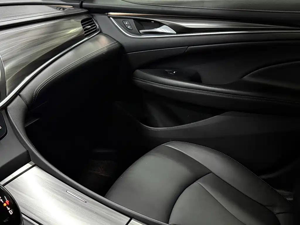 Buick LaCrosse 2021 — фото 18