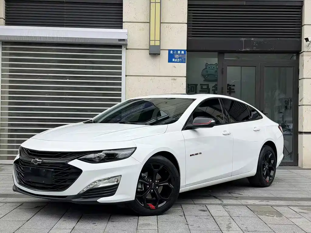 Chevrolet Malibu XL 2021 — фото 1