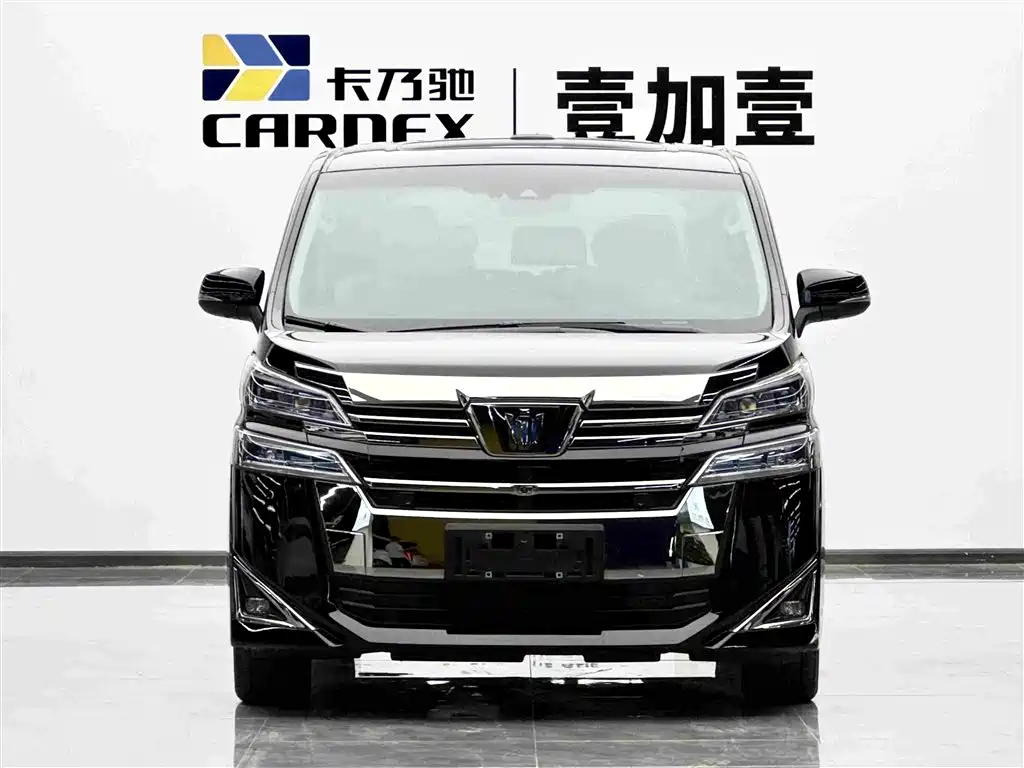 Toyota Vellfire 2022 — фото 2