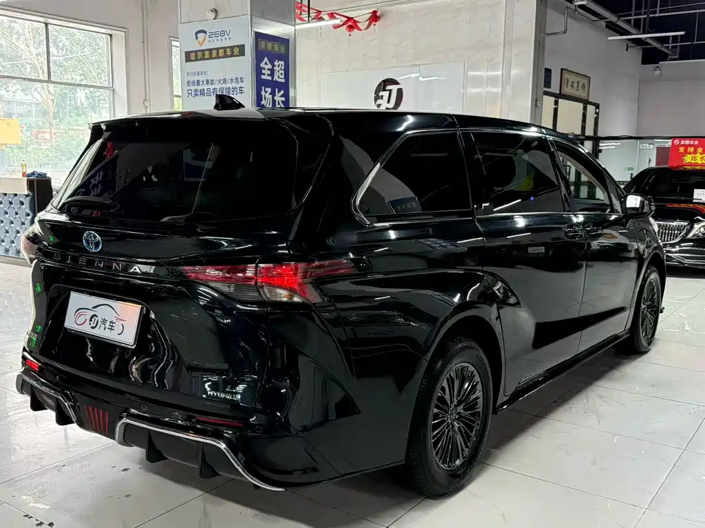 Toyota Sienna 2022