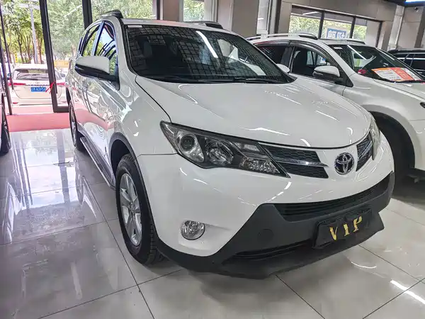 Toyota RAV4 2014