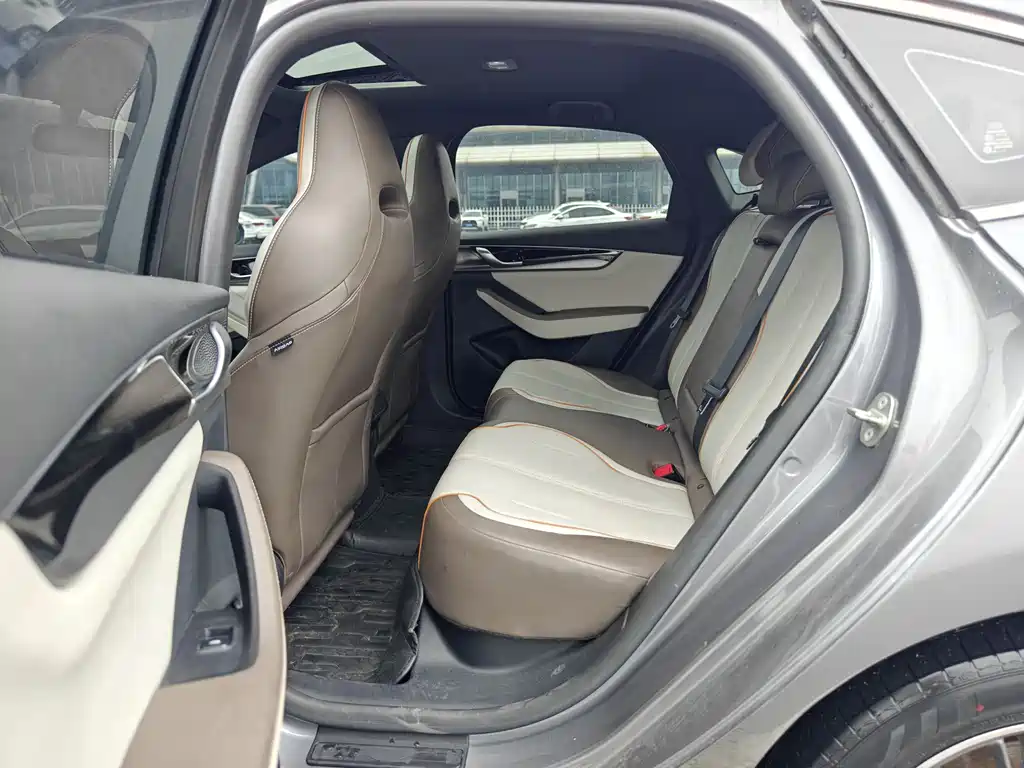 BYD Qin PLUS 2023 — фото 10