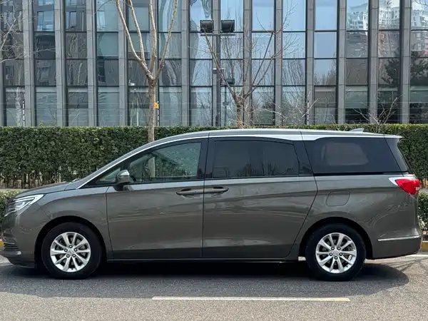 Buick GL8 2017