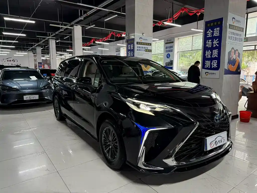 Toyota Sienna 2022